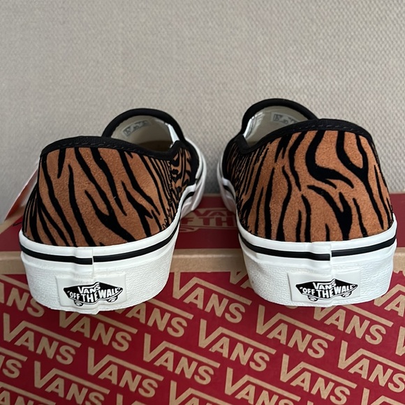 Vans Slip-On Safari Animal Stripes Black Marshmallow WMNS - Picture 14 of 16